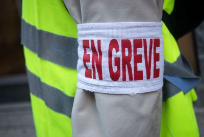 Les grèves en entreprise : droits des salariés et obligations des employeurs