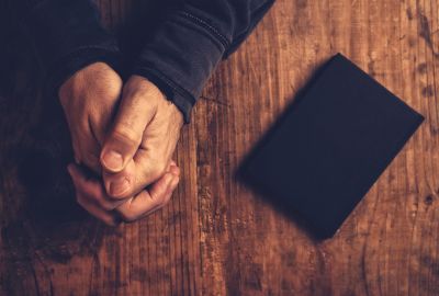 Fait religieux en entreprise : la prière pendant le temps de travail